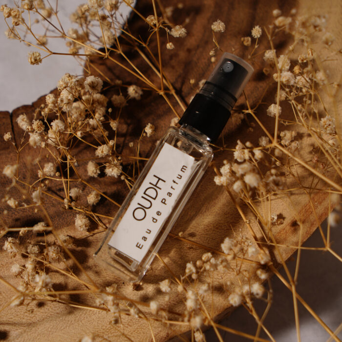 Oudh (Eau de Parfum) - Image 3