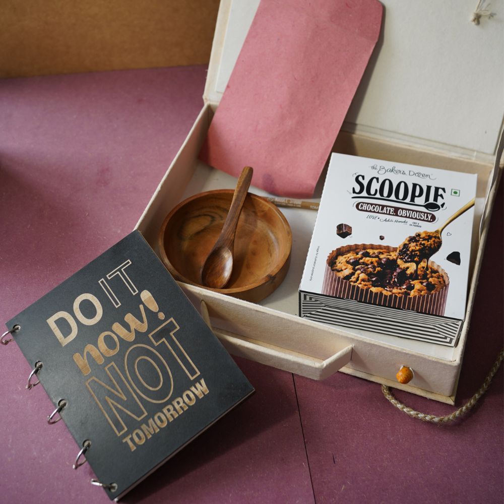 28 Scoopie Hamper - Image 1